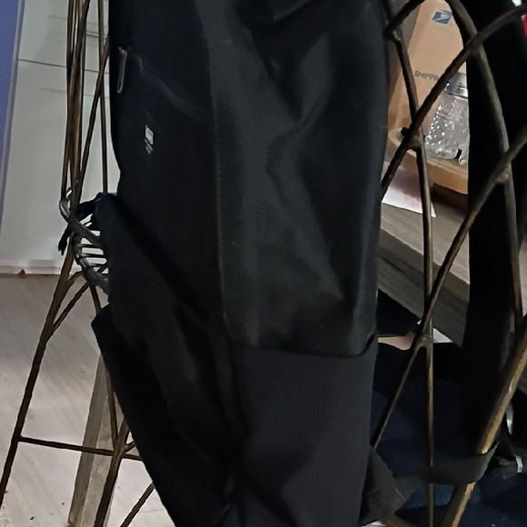 Vans Classic Black Backpack for Men - Picture 6 of 7